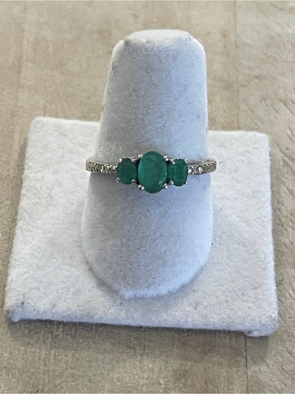 Sterling Silver Emerald and diamond ring size 7